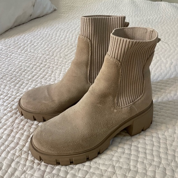 Women's Steve Madden Tan Ankle Boots - Picture 1 of 6